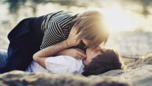 Top best kiss wallpaper download 4k Download