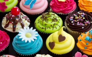 Top birthday cupcake wallpaper background design free Download