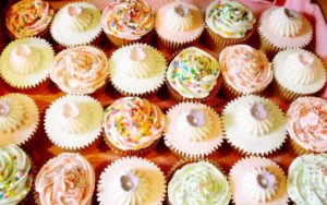 Top cupcakes wallpaper background free Download