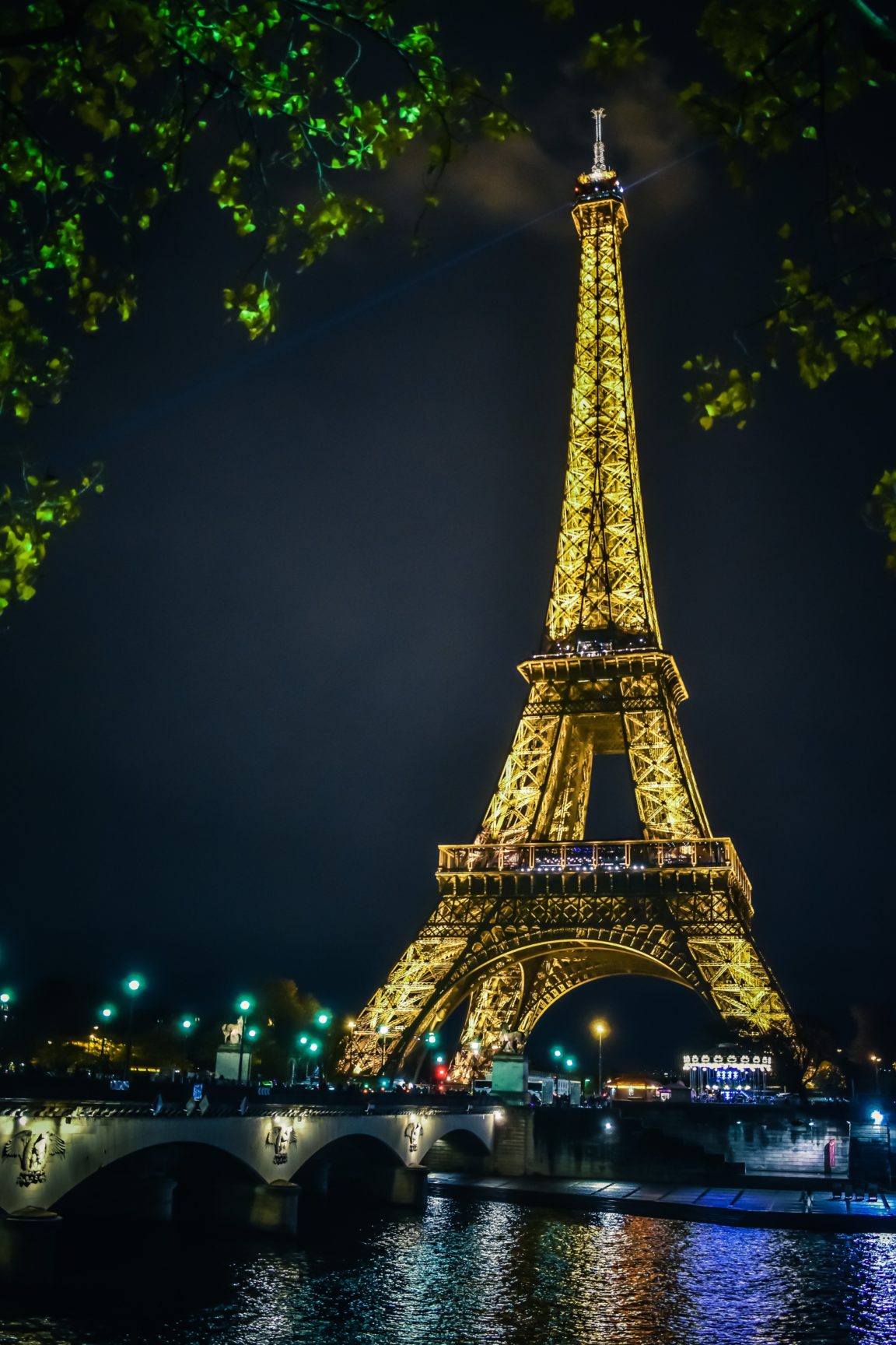 Download paris tower wallpaper hd HD