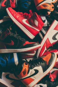 Top sneakers wallpaper hd 4k Download