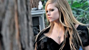 Download wallpaper avril lavigne hd HD