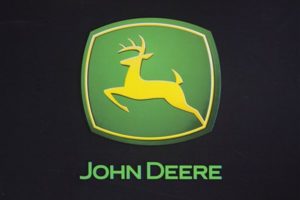 Top wallpaper john deere logo 4k Download