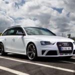 Download audi rs4 avant wallpaper HD