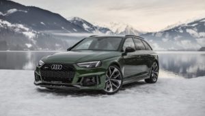 Download audi rs4 avant wallpaper HD