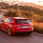 Download audi rs4 avant wallpaper HD