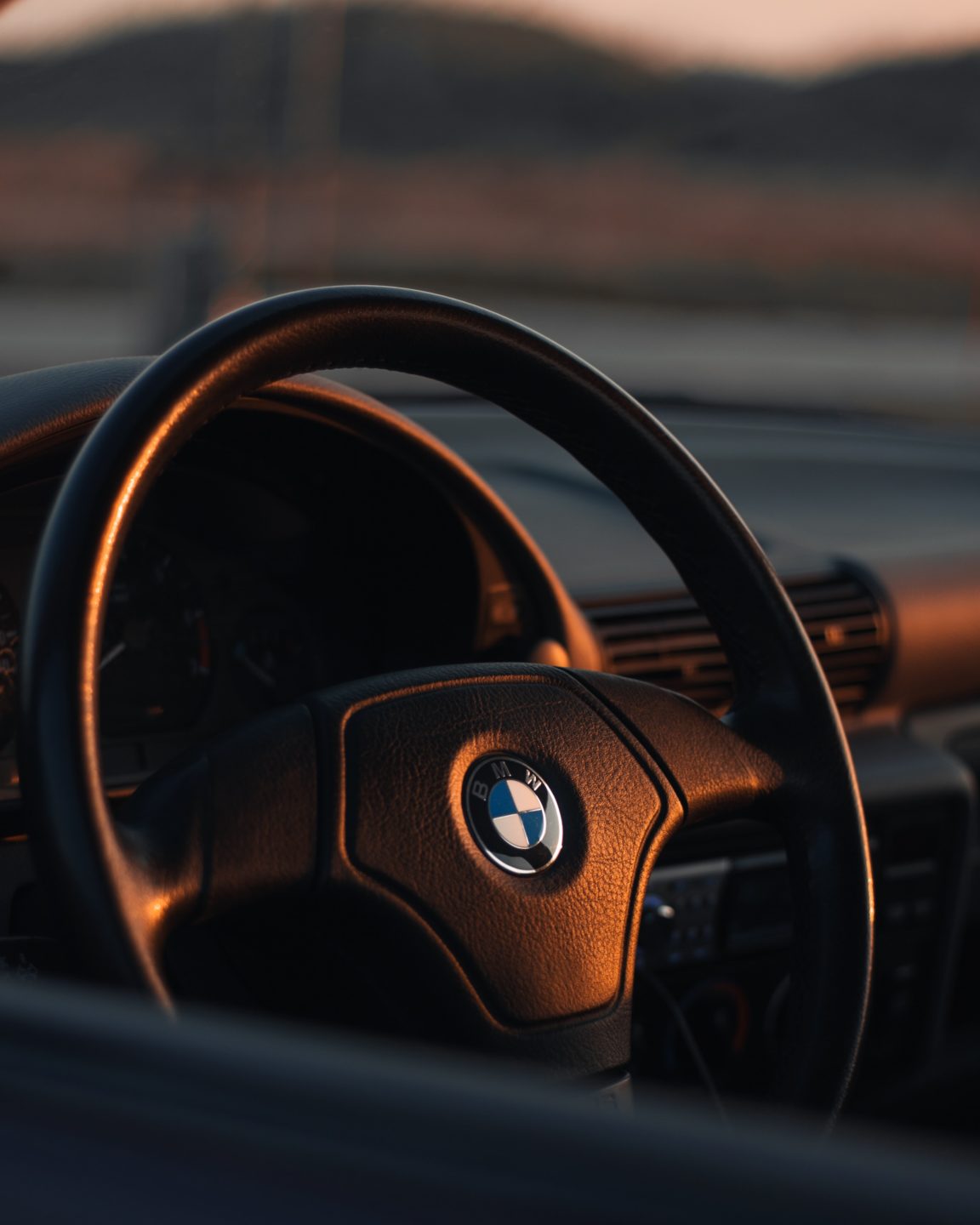 Download bmw steering wheel wallpaper HD