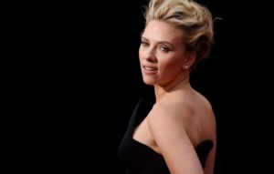 Top scarlett johansson background HD Download