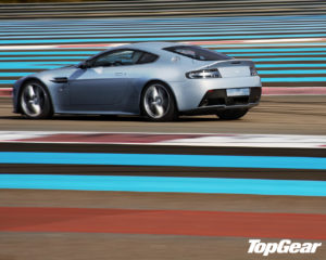 aston v12 martin vantage gear ricard track race paul wallpapers