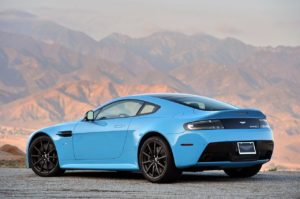 aston martin vantage v8