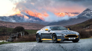 aston martin vantage v8