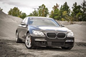 740i bmw v8