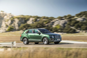 bentley bentayga alpine quarter rear three