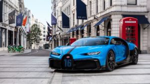 bugatti chiron wallpapers side