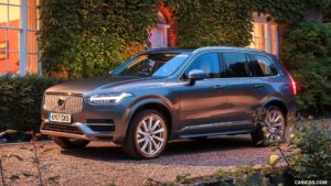 volvo xc90 hybrid plug t8 caricos salvo 4x4